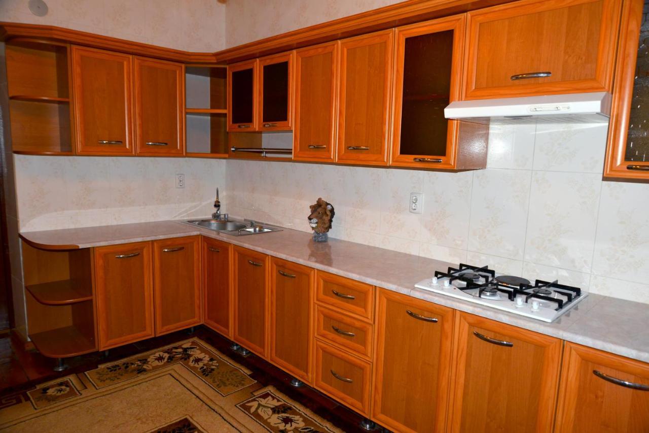 Astoria B&B Osh Dış mekan fotoğraf
