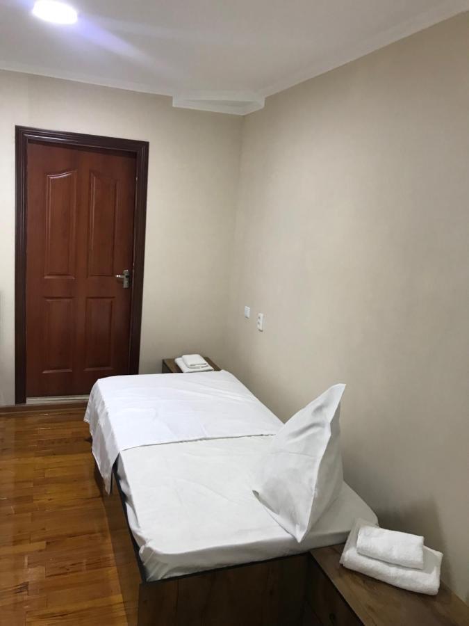 Astoria B&B Osh Dış mekan fotoğraf