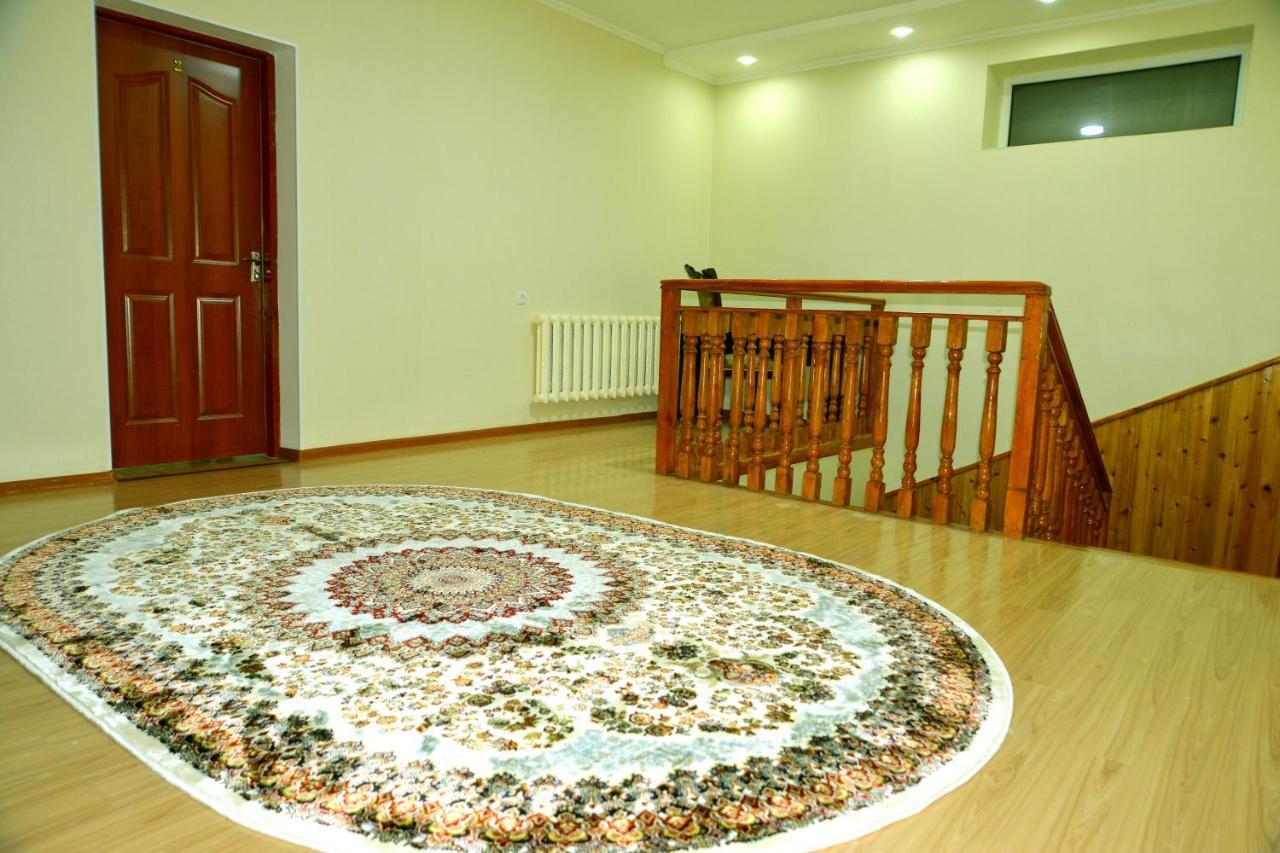 Astoria B&B Osh Dış mekan fotoğraf
